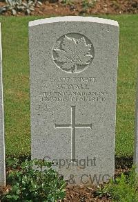 Longueval Road Cemetery - Lyall, William